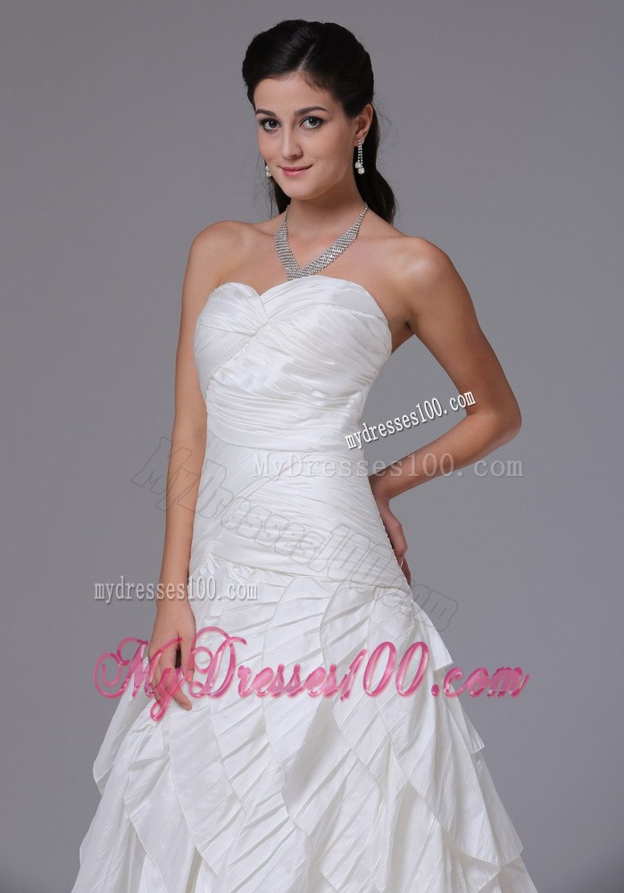 Sweetheart and Ruched Bodice for Court Train Ruffled Wedding Bridal Dresses