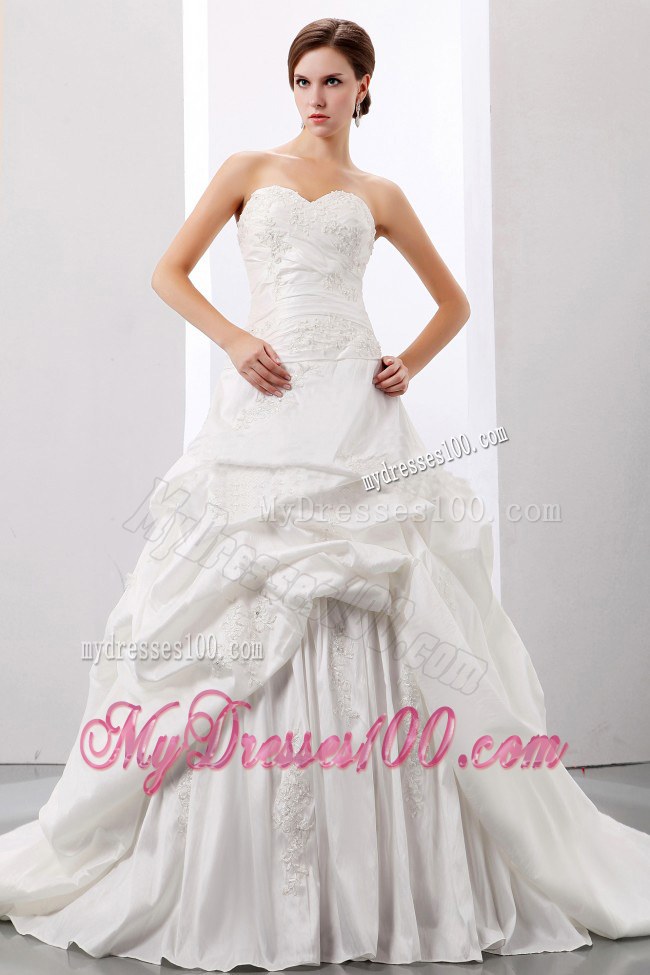 Beautiful Sweetheart Court Train Wedding Dress with Pick-ups and Appliques