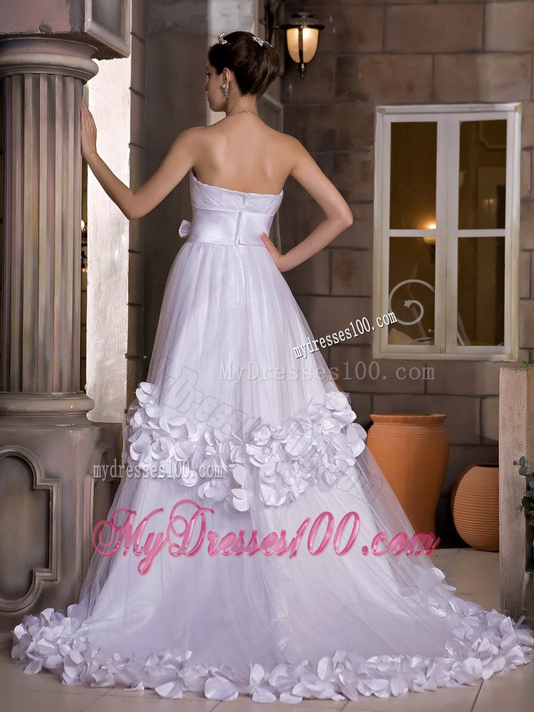 Sweetheart Handle Flowers Court Train Wedding Dress with Bowknot