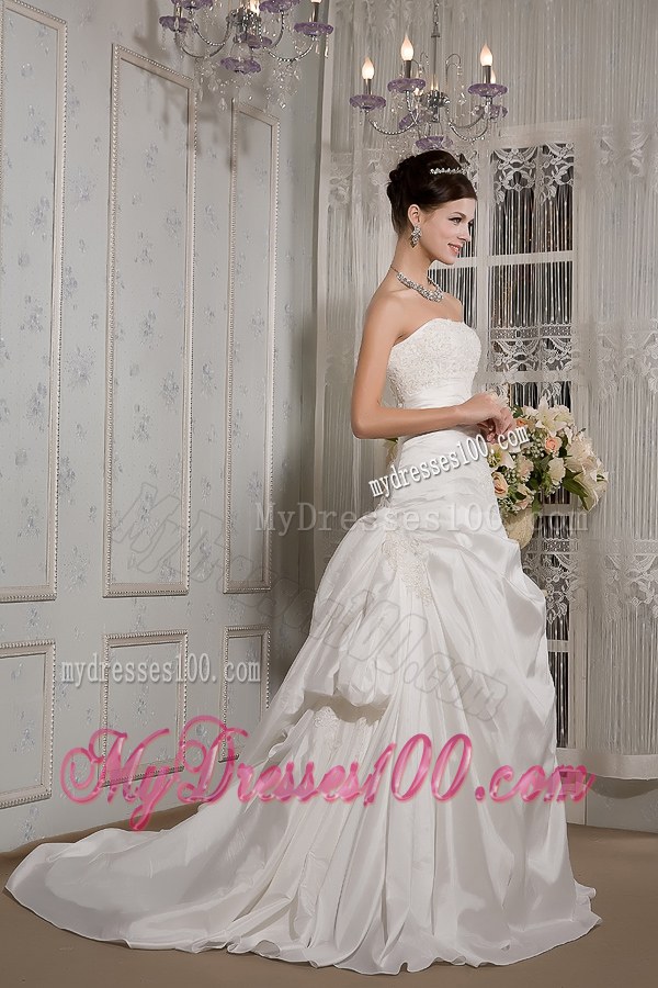 Appliques with Diamonds Decorated Court Train Dresses for Wedding