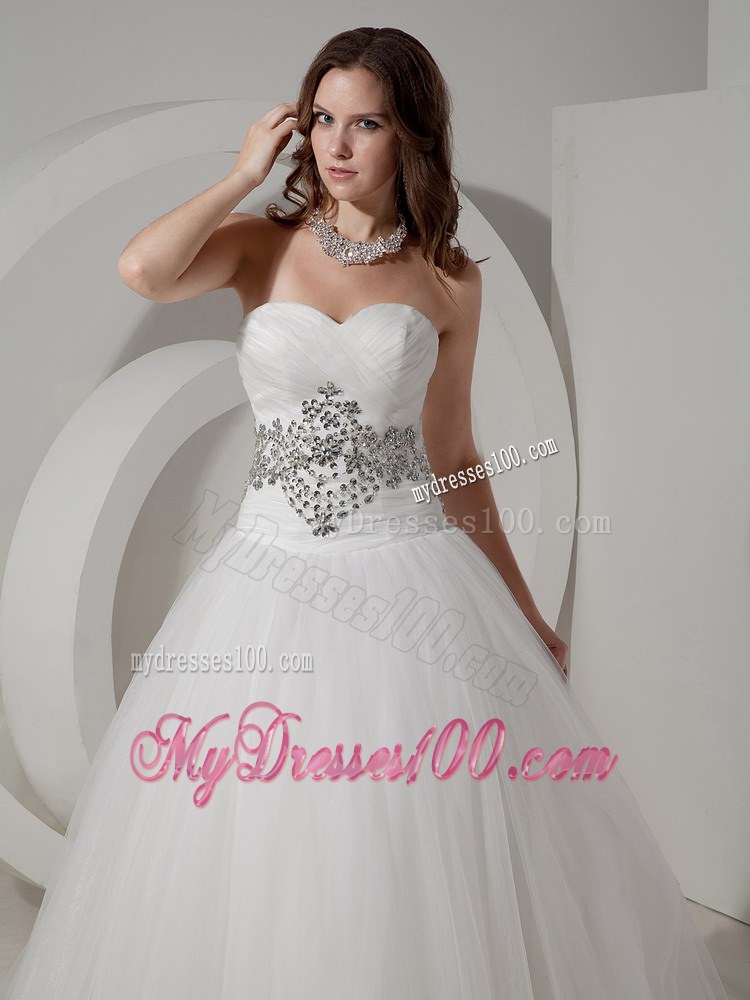 Beautiful Appliques Strapless Beaded White Wedding Dress Chapel Train