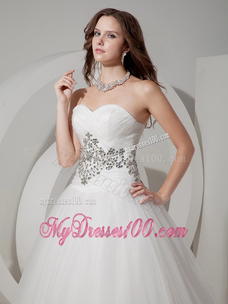 Beautiful Appliques Strapless Beaded White Wedding Dress Chapel Train