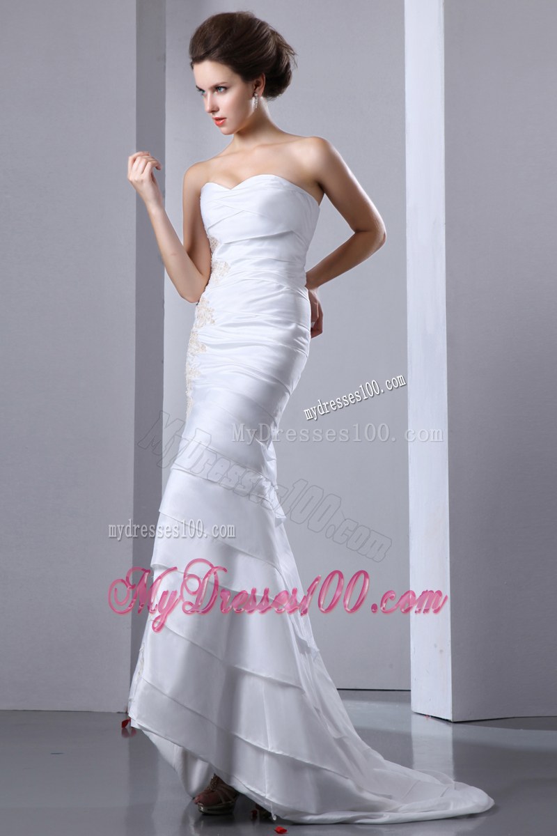 Sweetheart Ruche Fitted White Wedding Dress with Gold Appliques
