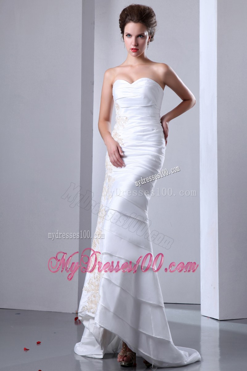 Sweetheart Ruche Fitted White Wedding Dress with Gold Appliques