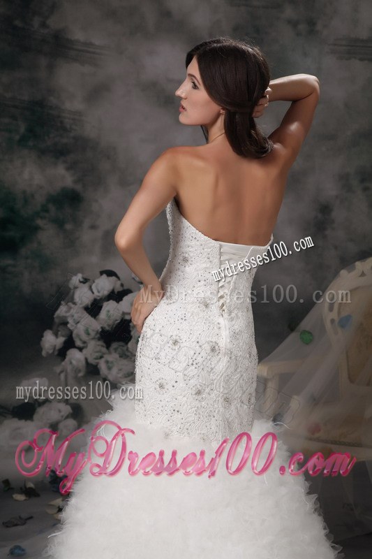 Romantic Sweetheart Beaded Fitted Chapel Train Wedding Dress in White