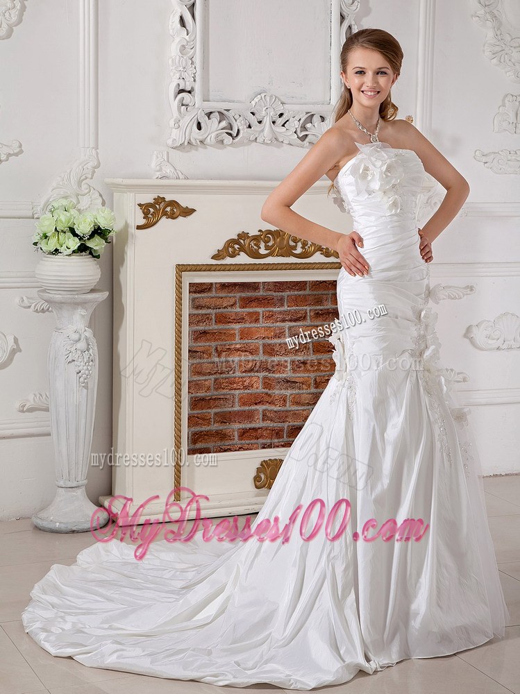 Strapless Court Train Ruched Wedding Dresses with Hand Made Flowers