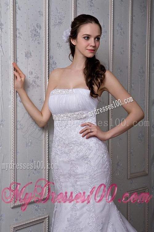 Two Tiers Lace Flowers Ruching and Beading Bridal Dresses with Brush Train