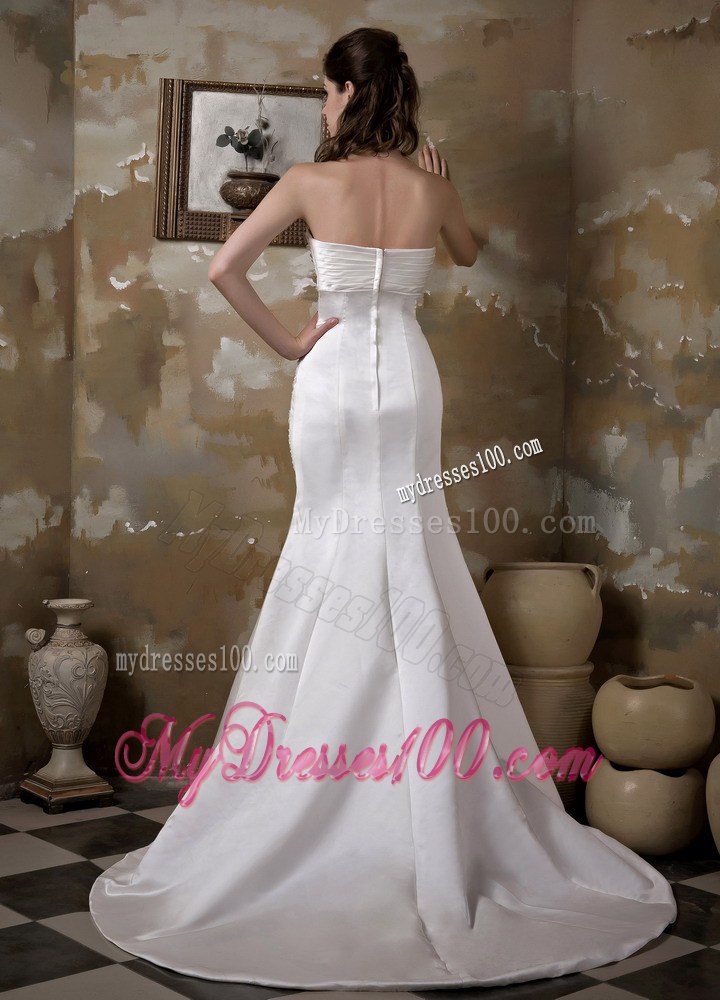 Plunging V-neck White Bridal Dress with Lace Decoration Court Train