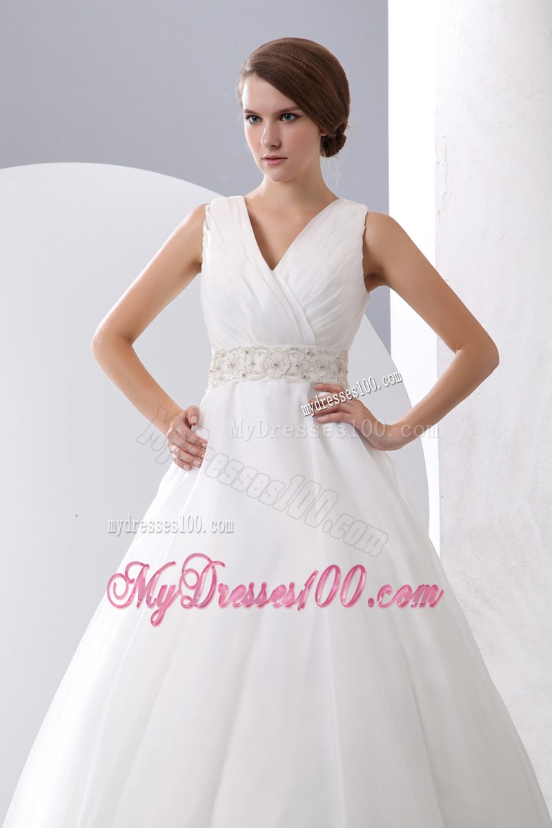 V-neck Sweep Train Clasp Handle Wedding Gowns with Brush Train