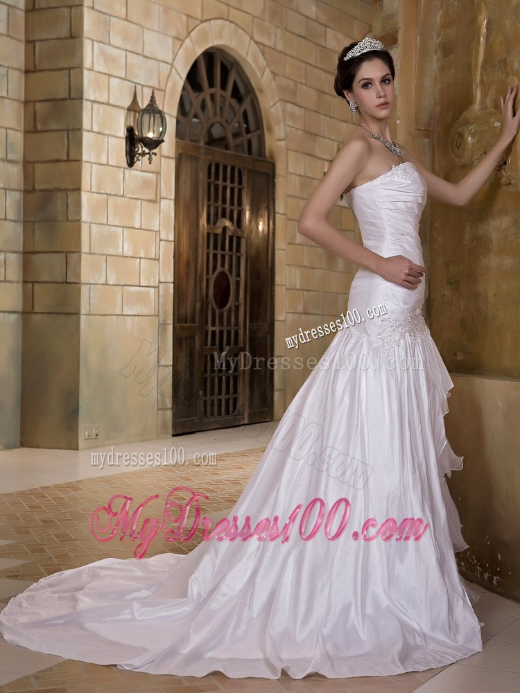 Sheath Ruching Appliques Ruffled Layers and Curt Train Wedding Dress