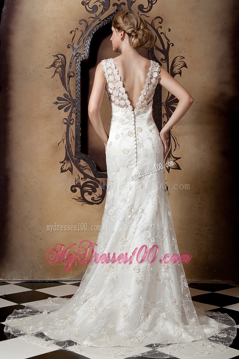 Fabulous Ivory Floral Pattern Lace V-neck Wedding Dress Court Train