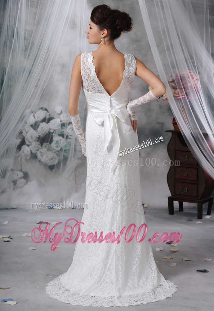 Plunging V-neck Brush Train Lace White Wedding Dress Bowknot Back