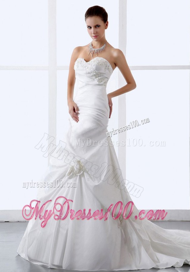 Hand Made Flowers and Pick-ups Decorate Sweetheart A-line bridal Dress