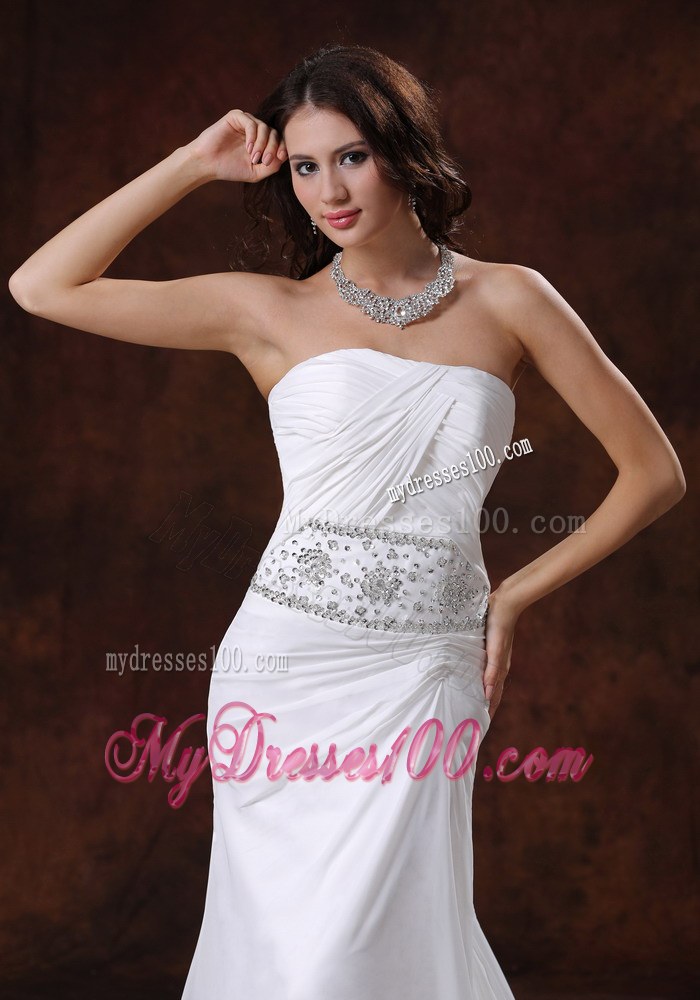 Good Quality Embroidery Ruche Mermaid Chapel Train White Wedding Dress