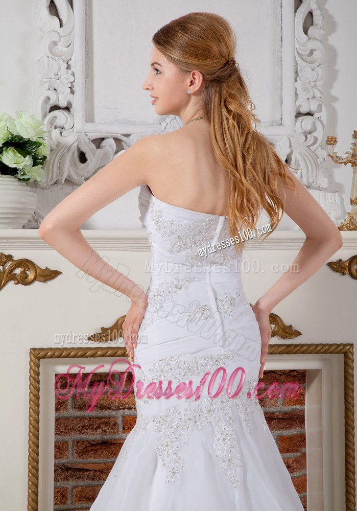 Mermaid Strapless Brush Train Appliques Decorate Bridal Gown for Wedding