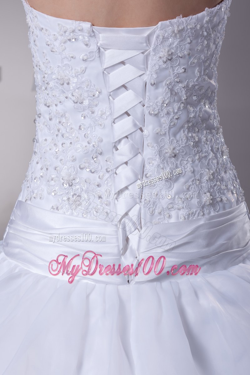 Pick-ups Diamonds and Appliques Decorated Brush Train Wedding Bridal Gown