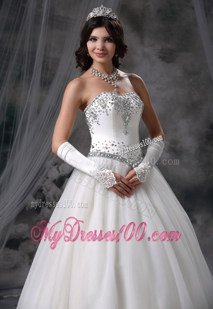 Appliques with Beading Ball Gown Sweetheart and Floor-length Bridal Dress