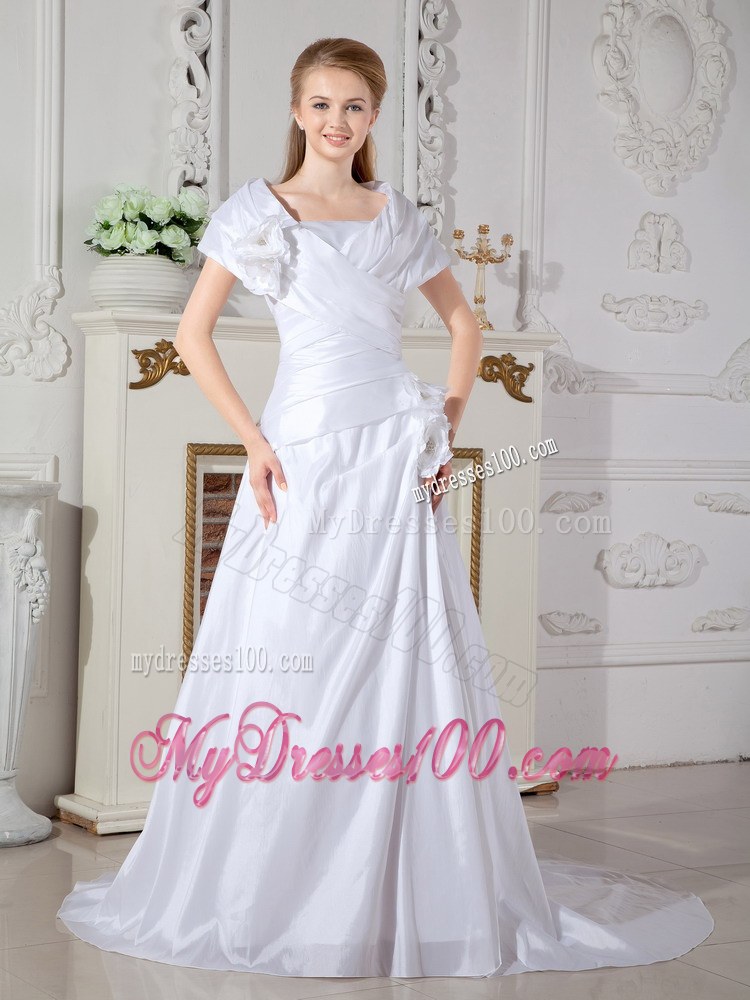 Square Neck Cap Sleeves Bridal gown for Wedding with Hand Made Flowers