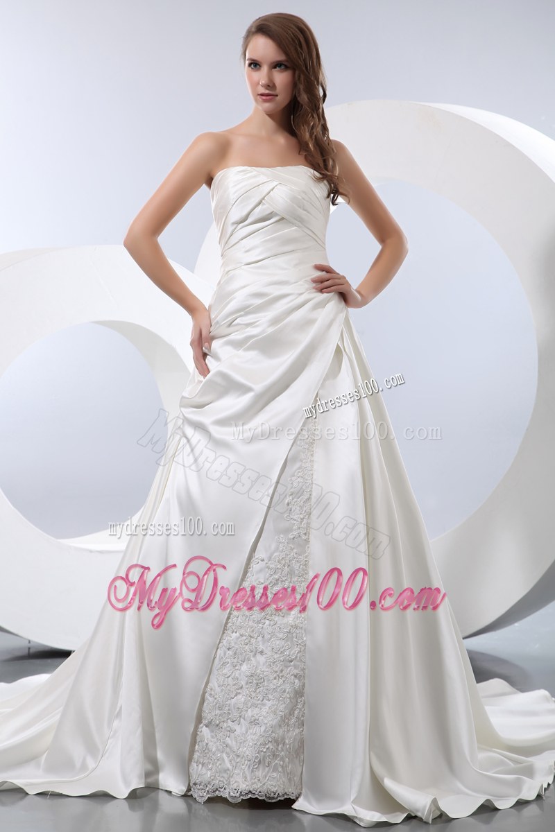Ruching Slit and Lace Flowers Decorated Court Tain Bridal Gowns