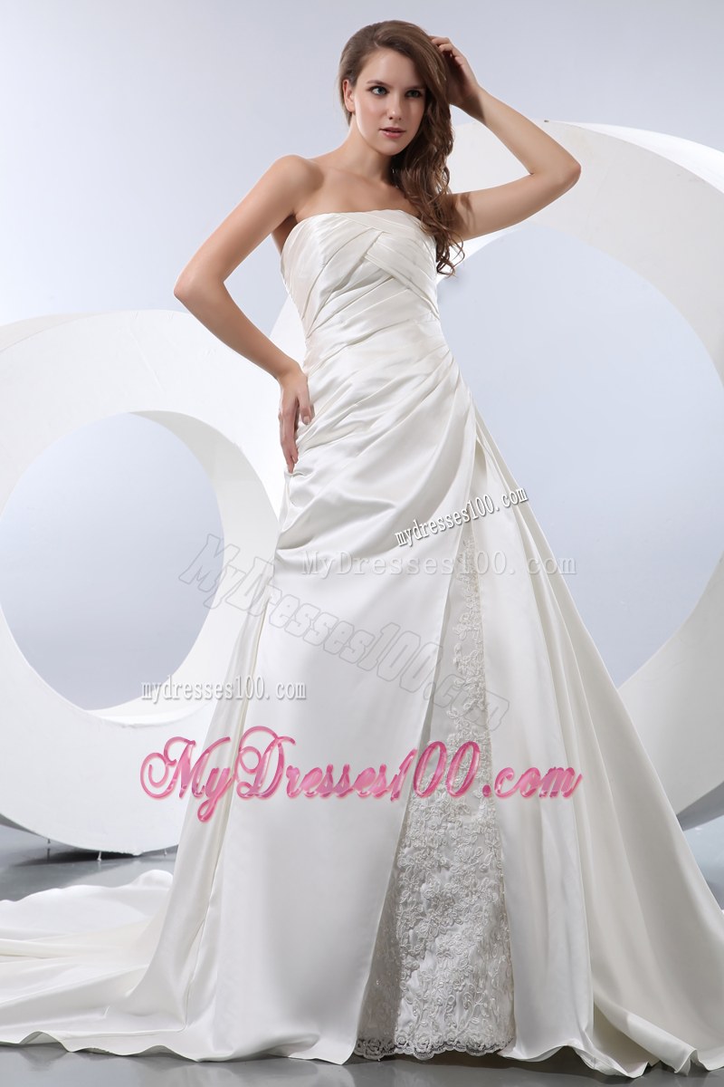 Ruching Slit and Lace Flowers Decorated Court Tain Bridal Gowns