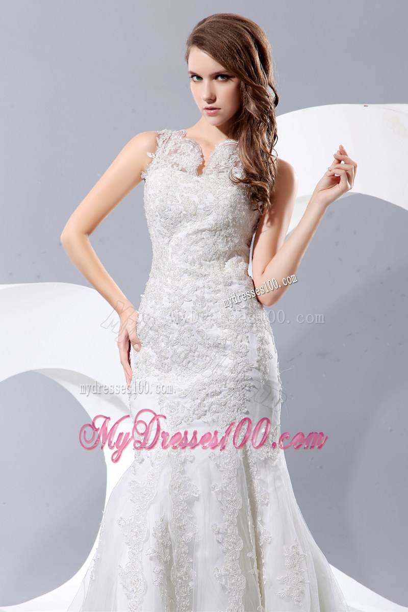 Button Down Back Trumpet Wedding Dresses with Lace Flowers Court Train