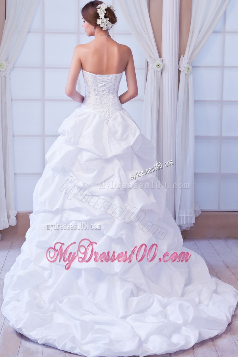 Sweetheart Pick-ups Corset Back White Dress for Wedding Appliques