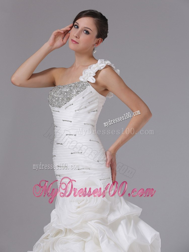 Mermaid One Shoulder Wedding Dresses with Tiers Of Pick-ups and Beading
