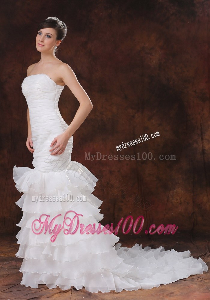 Strapless White Ruching Mermaid Bridal Gowns for Wedding with Ruffled Layers
