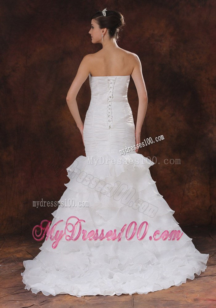 Strapless White Ruching Mermaid Bridal Gowns for Wedding with Ruffled Layers