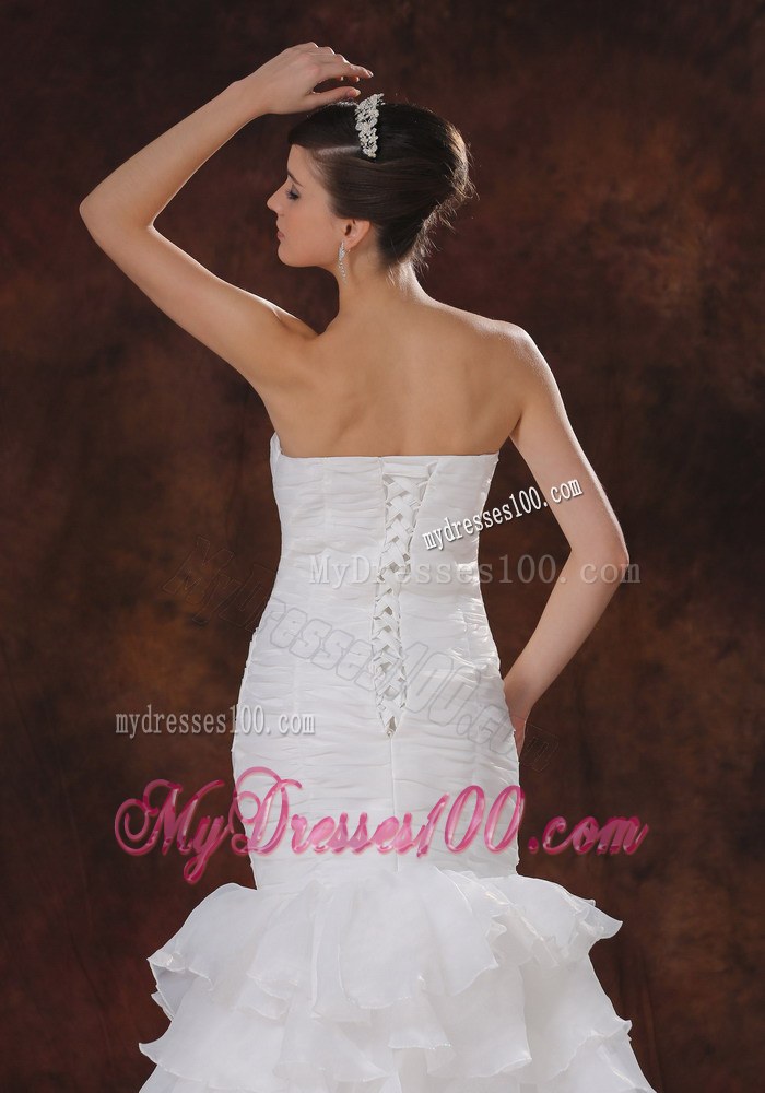 Strapless White Ruching Mermaid Bridal Gowns for Wedding with Ruffled Layers