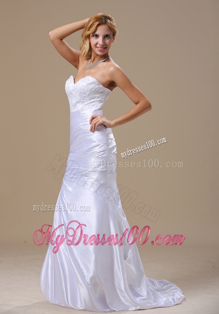 Taffeta Mermaid Sweetheart Bridal Dresses with Ruches and Appliques