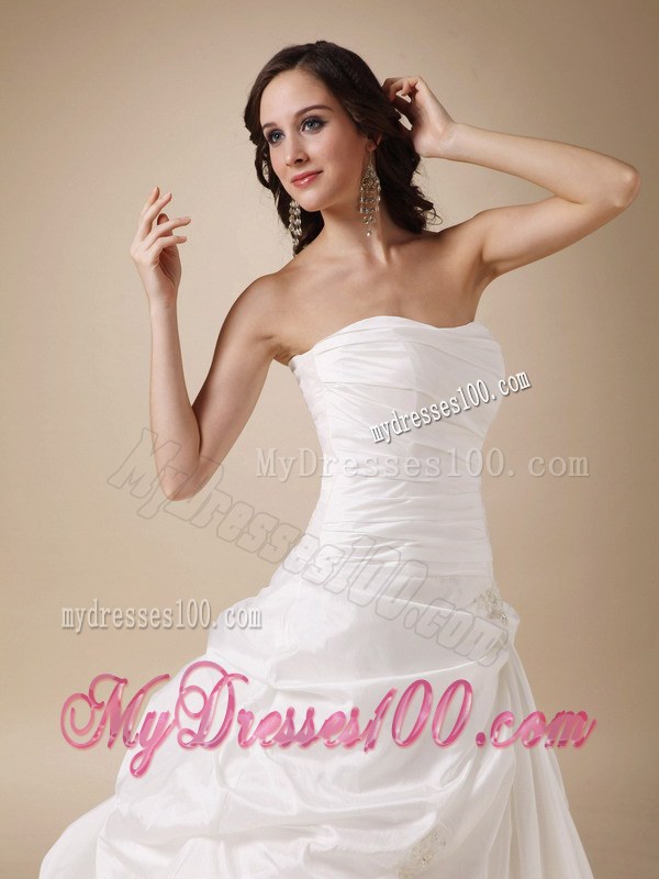 Ruching Bodice for Pick-ups Decorated Strapless Wedding Dresses in White