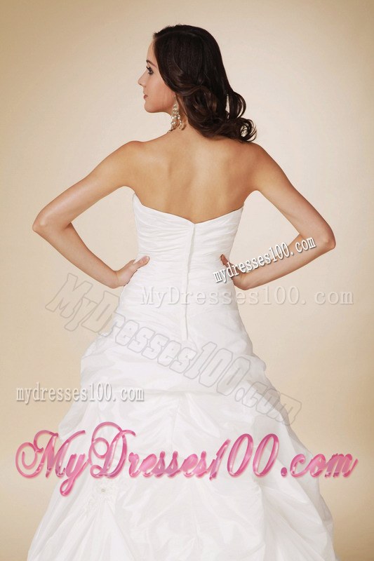 Ruching Bodice for Pick-ups Decorated Strapless Wedding Dresses in White