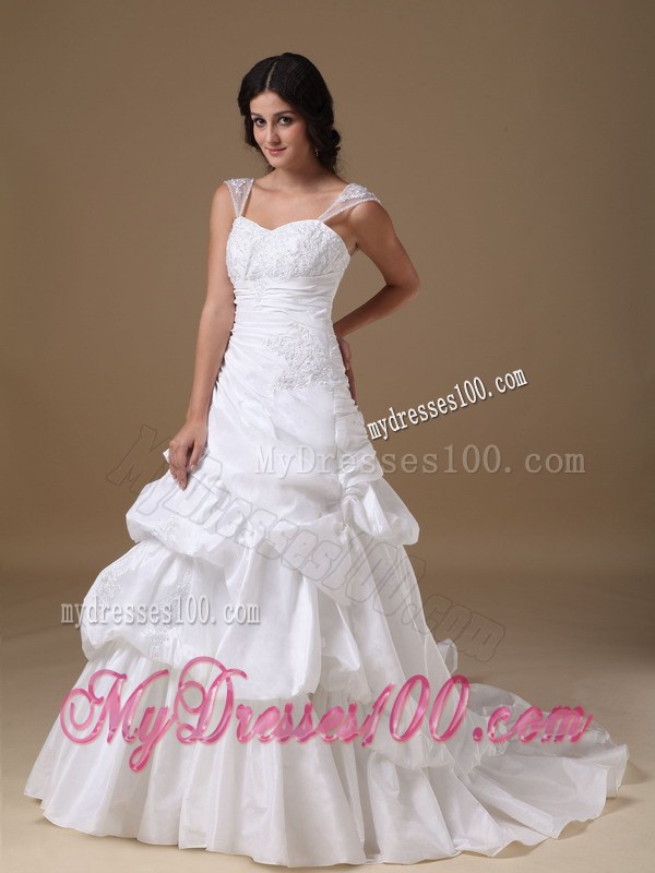 Polished Straps Pick-ups Appliques Lace Element White Wedding Dress