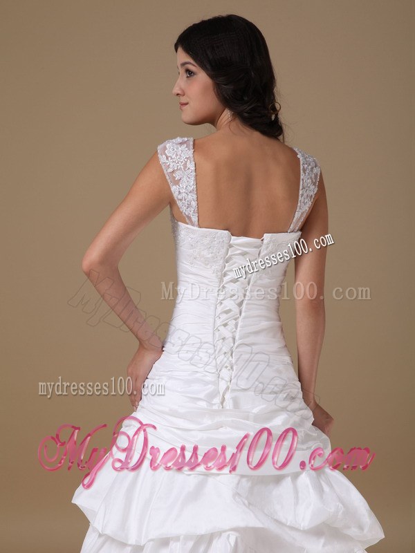 Polished Straps Pick-ups Appliques Lace Element White Wedding Dress