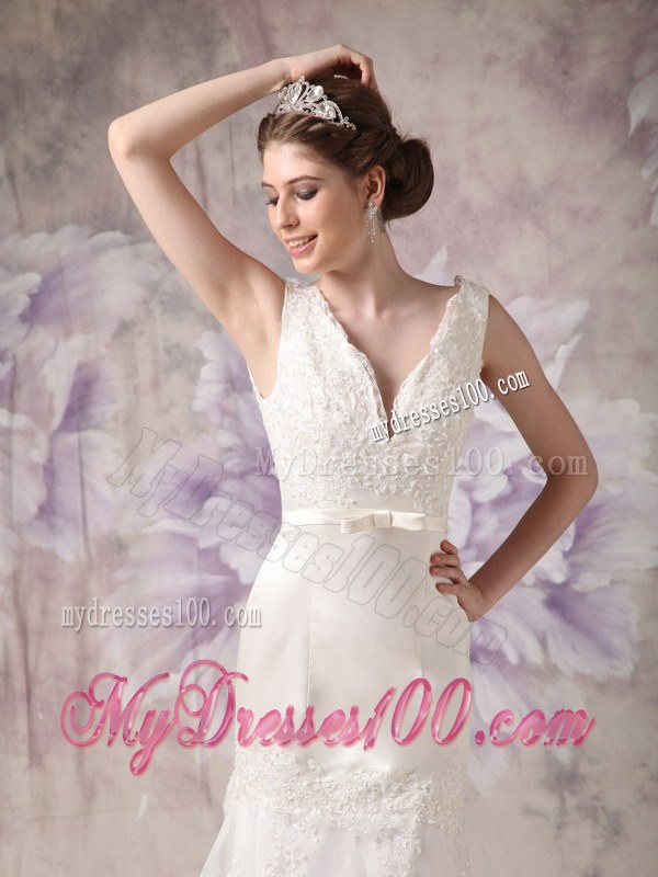 V-neck Sleeveless Ribbons White Wedding Dress with Back out