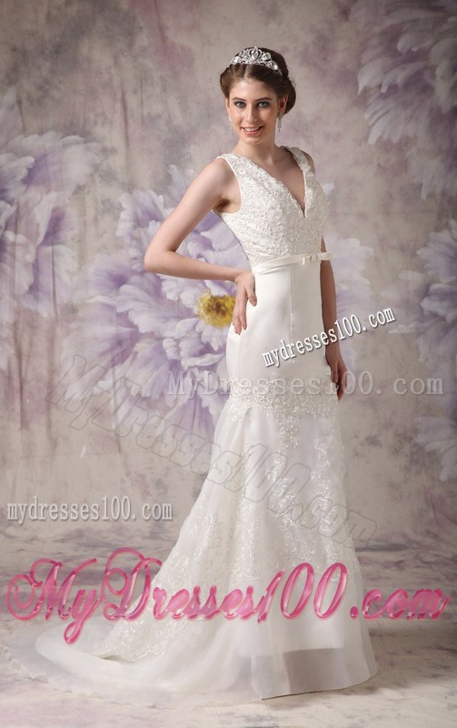 V-neck Sleeveless Ribbons White Wedding Dress with Back out