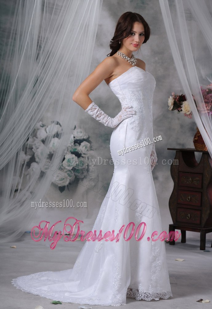 High-class Sweetheart White Wedding Dress Lace Court Train Strapless