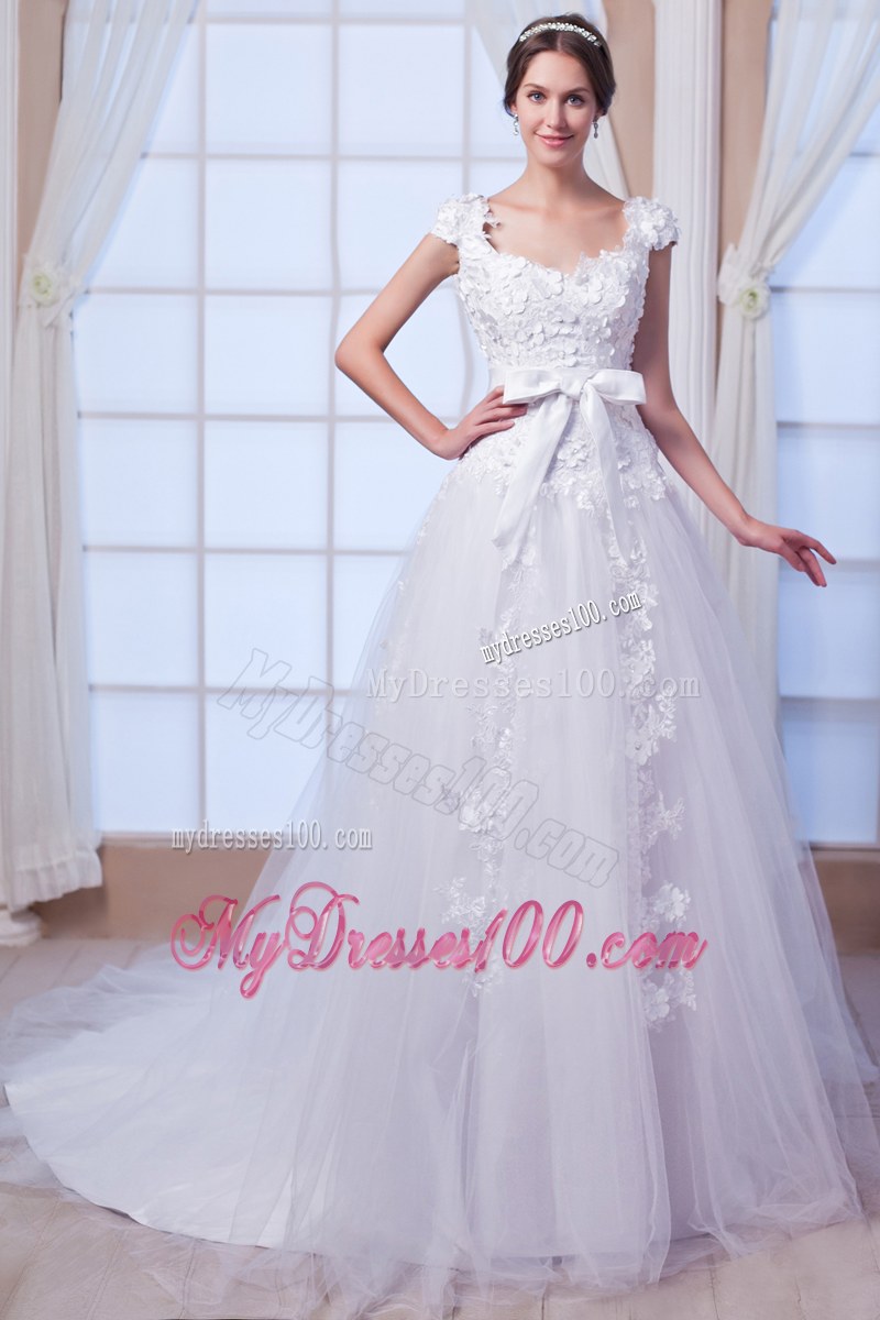 Floral Embellishment Ribbon White Dress for Wedding with Back Out