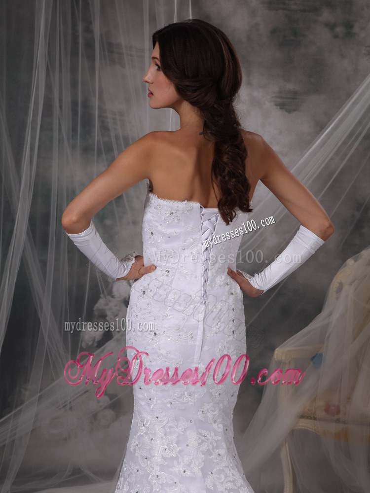 Chapel Train Mermaid Lace Appliques White Wedding Dress Strapless