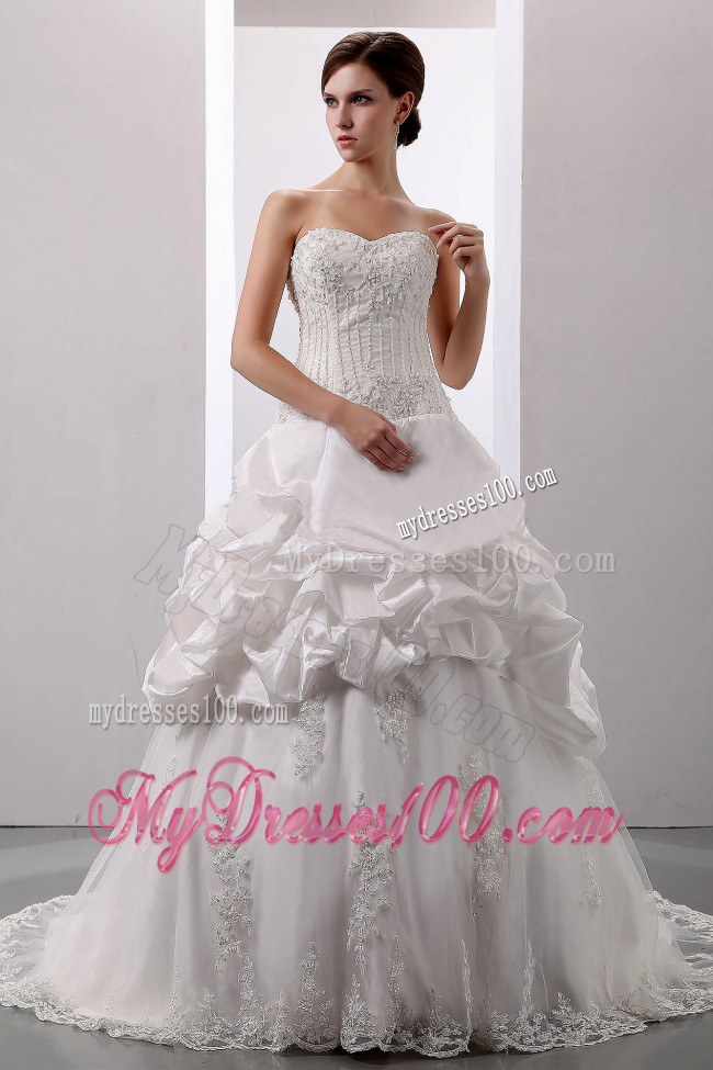 Sweetheart Court Train Taffeta and Lace Wedding Dresses with Pick-ups