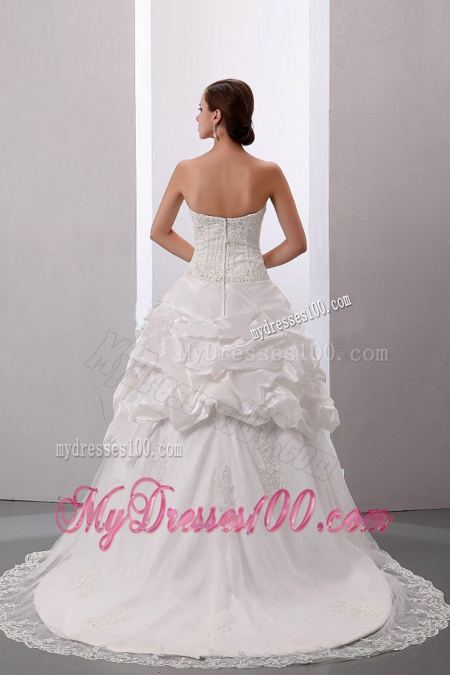 Sweetheart Court Train Taffeta and Lace Wedding Dresses with Pick-ups