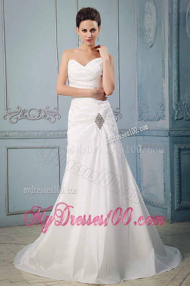 Princess Sweetheart Brush Train Wedding Dresses with Appliques and Ruche