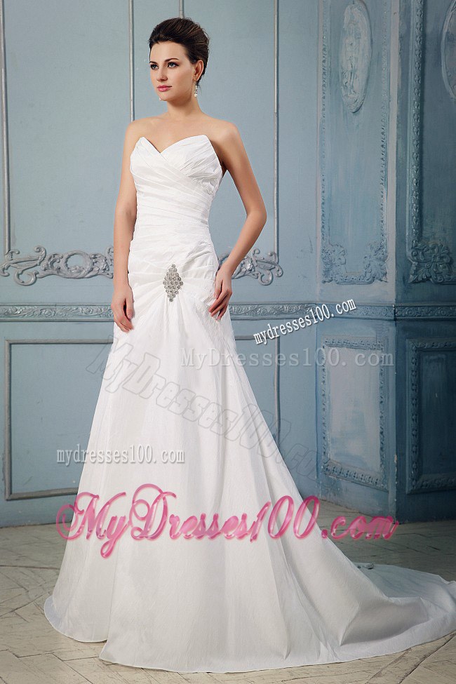 Princess Sweetheart Brush Train Wedding Dresses with Appliques and Ruche