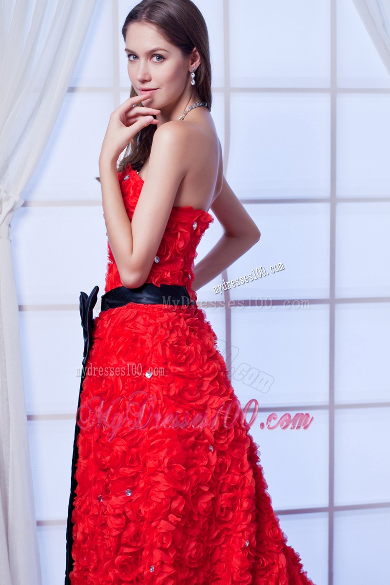Red Special Embossed Fabric Wedding Dress with Black Ribbon