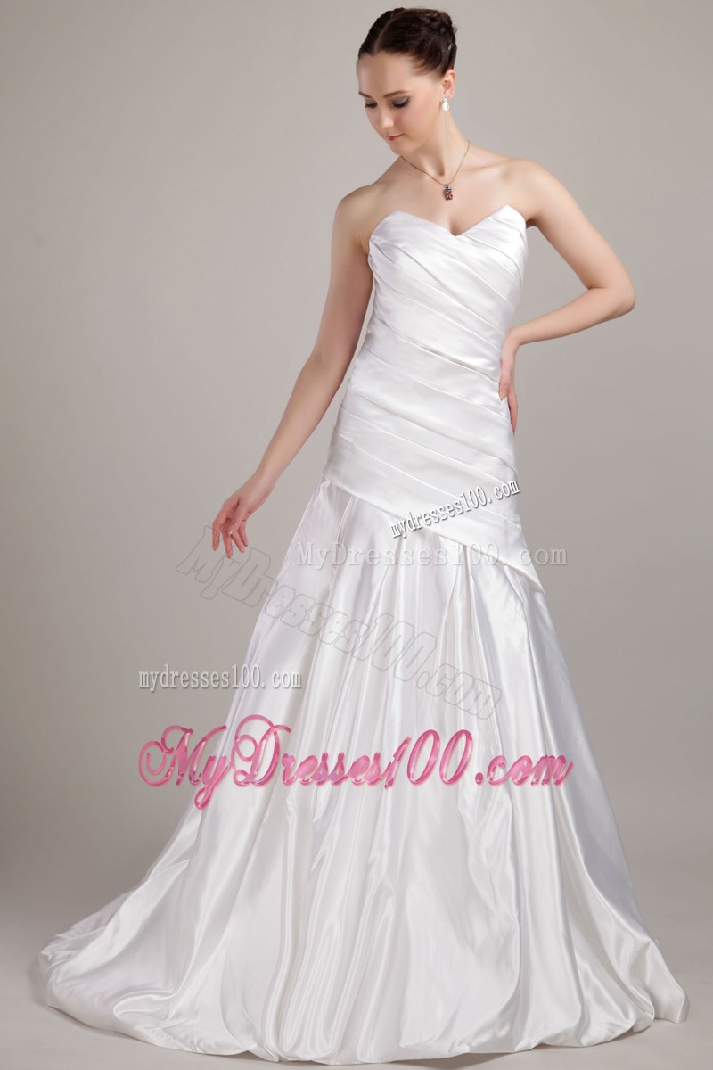 Sweetheart Ruche Sweep Train White Wedding Dress Zipper Up Back