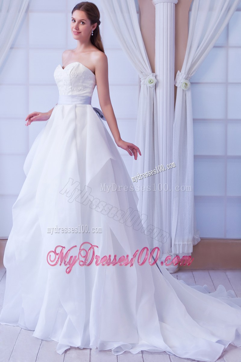 Pretty Court Train White Wedding Dress Ruffles Ribbon Embroidery