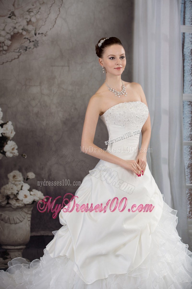 Pick-ups Diamonds and Ruffled Layers Decorated Wedding Gown with Brush Train