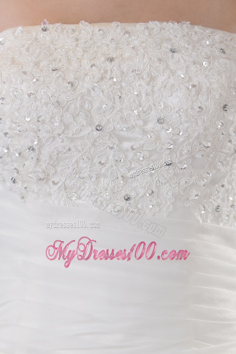 Pick-ups Diamonds and Ruffled Layers Decorated Wedding Gown with Brush Train