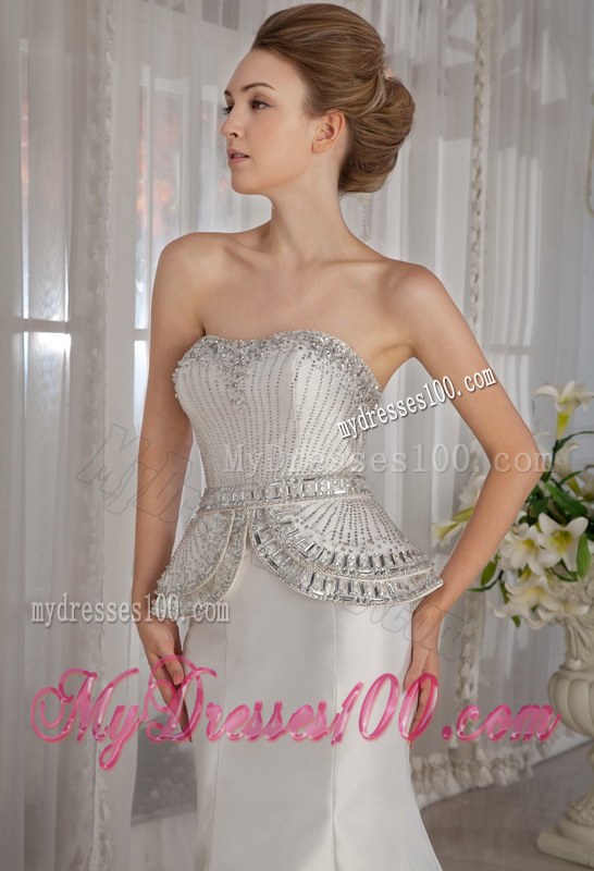 Exquisite Sweetheart Beading Mermaid Chapel Train White Bridal Dress